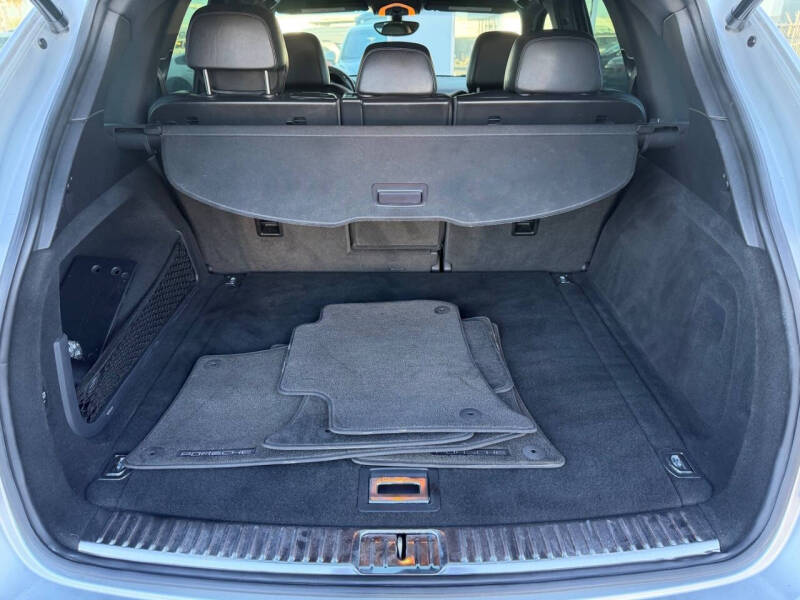 2011 Porsche Cayenne S