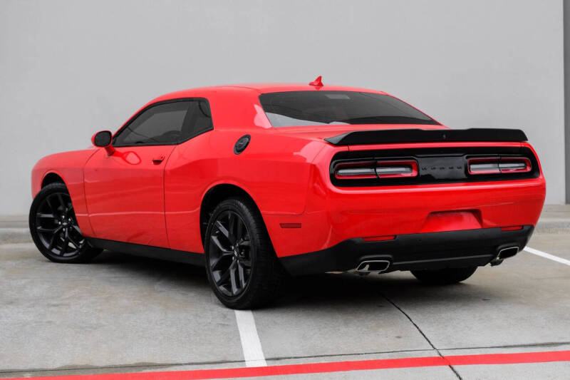 2022 Dodge Challenger SXT