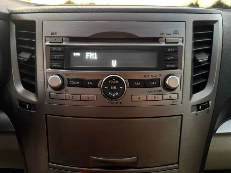 2010 Subaru Outback 2.5i Premium