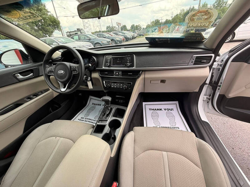 2017 Kia Optima LX