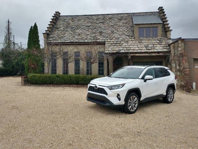 2020 Toyota RAV4 XLE Premium