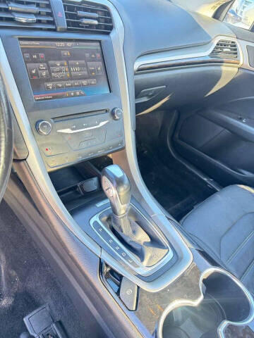 2014 Ford Fusion Hybrid SE