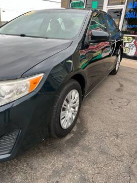 2012 Toyota Camry for sale at Auto Arena in Fairfield OH