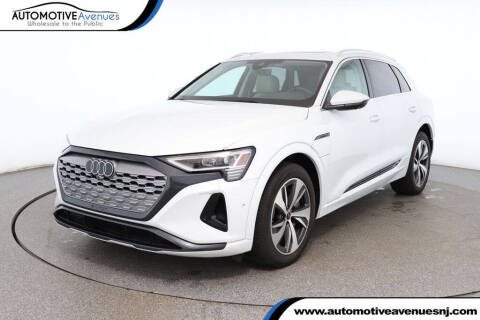 2024 Audi Q8 e-tron quattro Premium Plus