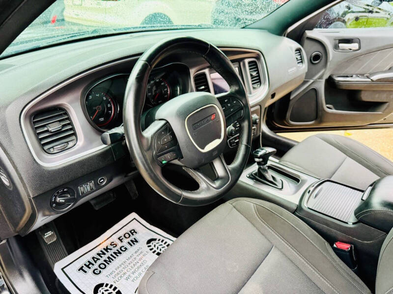 2019 Dodge Charger SXT