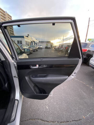 2014 Kia Sorento SX Limited