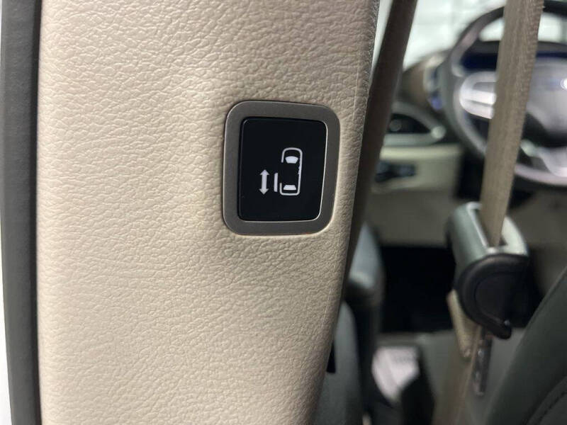 2019 Chrysler Pacifica Touring Plus