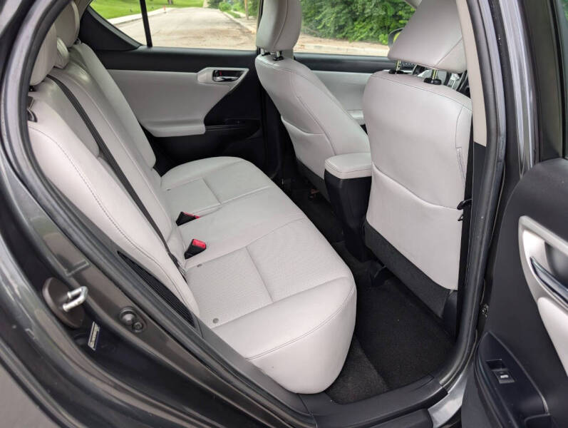 2011 Lexus CT 200h