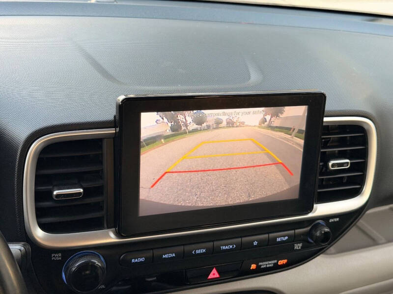 2021 Hyundai Venue SEL