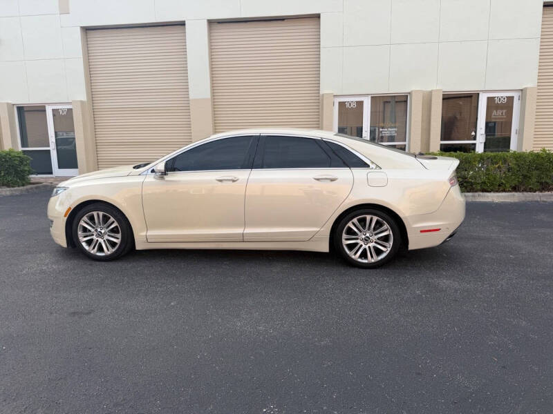 2014 Lincoln MKZ