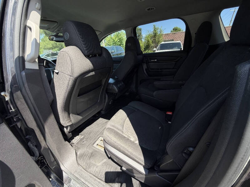 2016 GMC Acadia SLE-2
