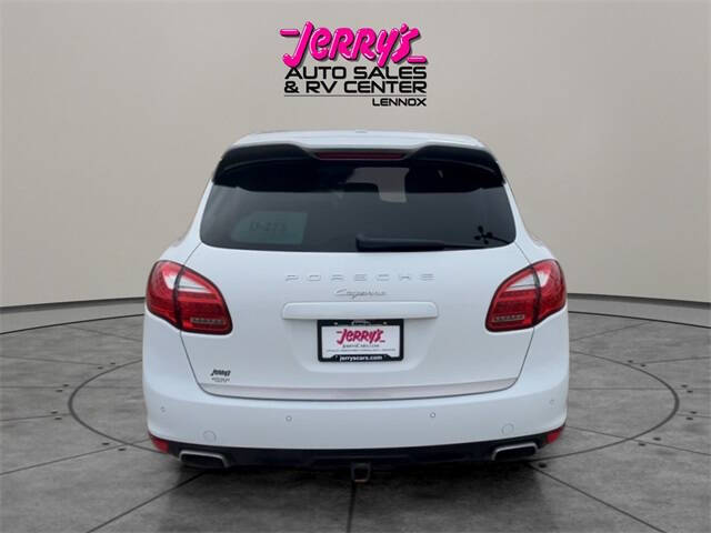 2014 Porsche Cayenne Platinum