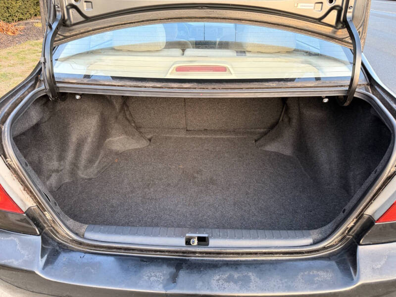 2003 Toyota Corolla LE