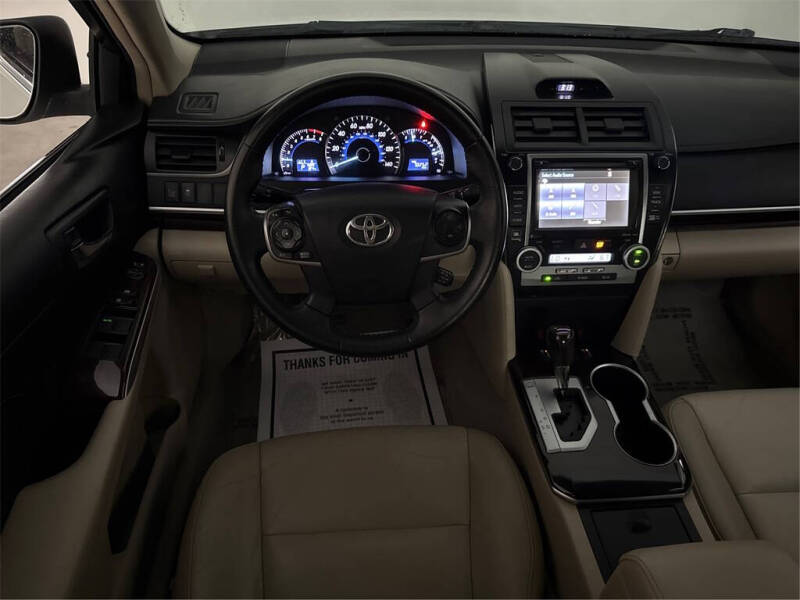 2014 Toyota Camry XLE V6