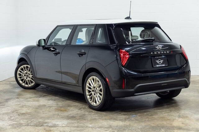 2025 MINI Hardtop 4 Door Cooper S Signature Trim