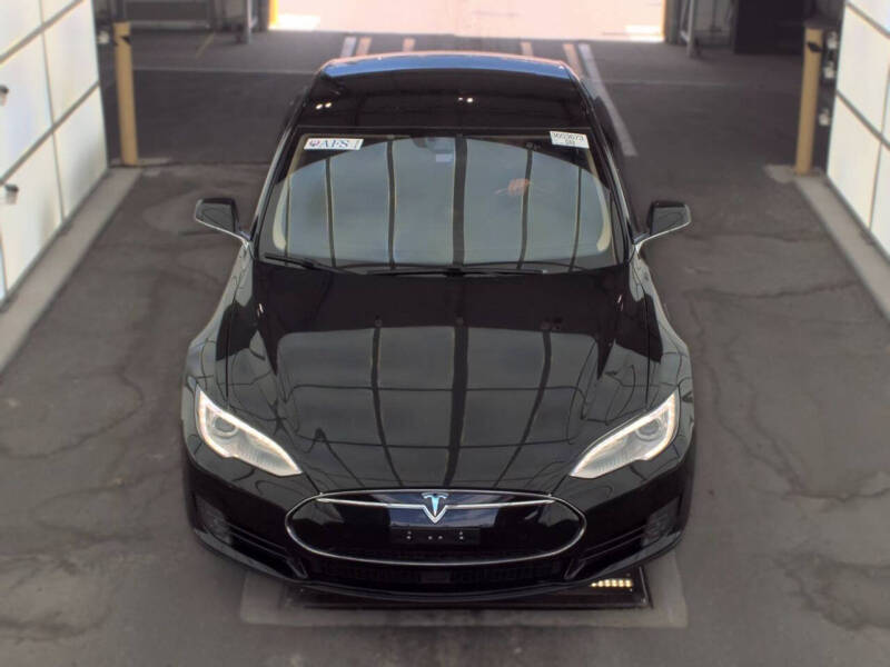 2015 Tesla Model S 70D