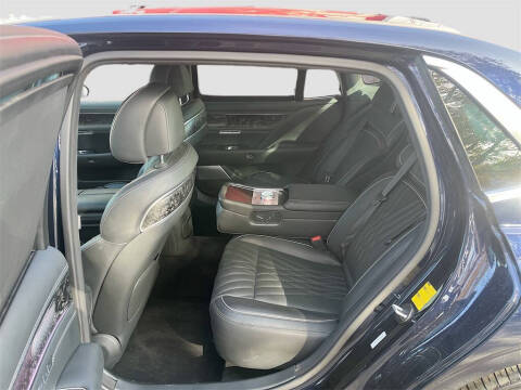 2024 Genesis G90 3.5T e-Supercharger