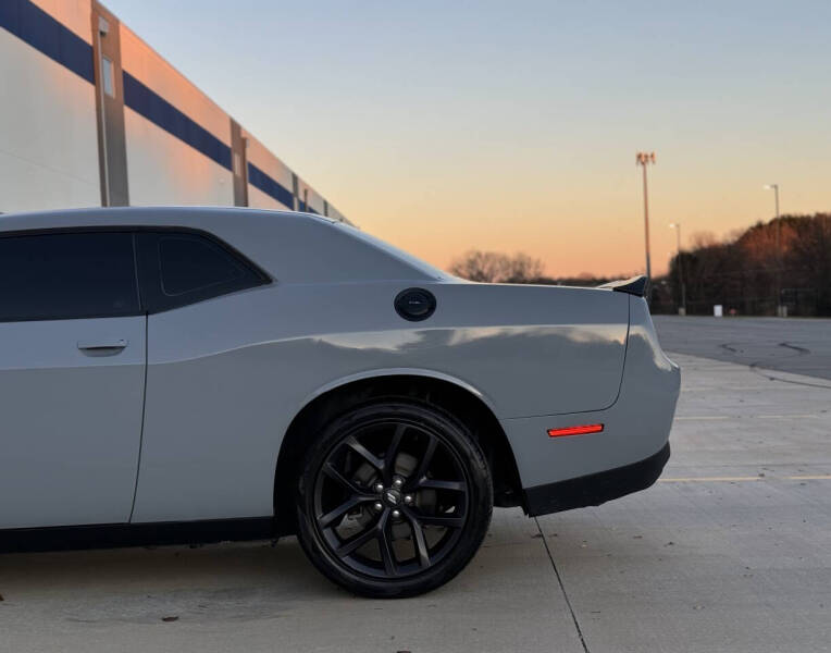 2020 Dodge Challenger SXT