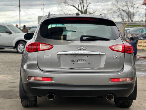 2010 Infiniti EX35