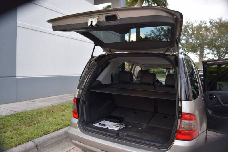 2005 Mercedes-Benz M-Class ML 350