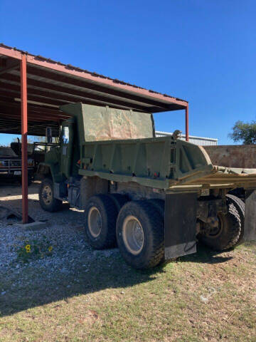 1987 AM General M929A2