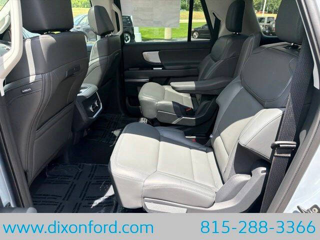 2026 Ford Expedition MAX Active