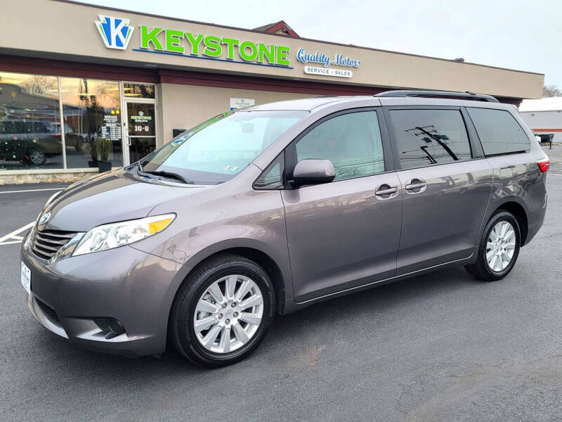 2017 Toyota Sienna LE 7-Passenger