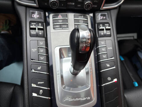 2015 Porsche Panamera
