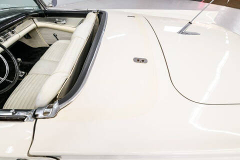 1957 Ford Thunderbird