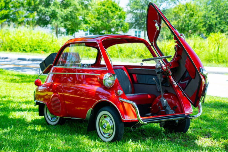 1957 BMW Isetta