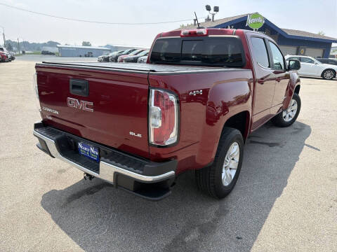 2017 GMC Canyon SLE