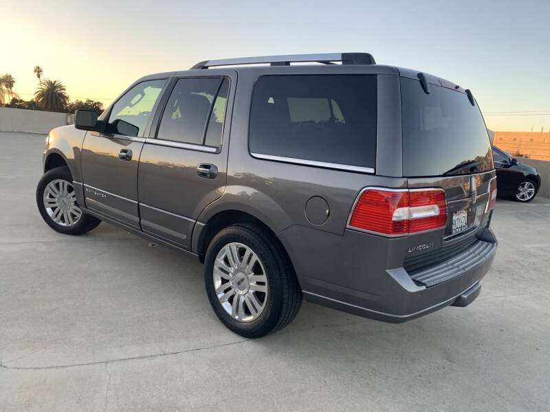 2011 Lincoln Navigator