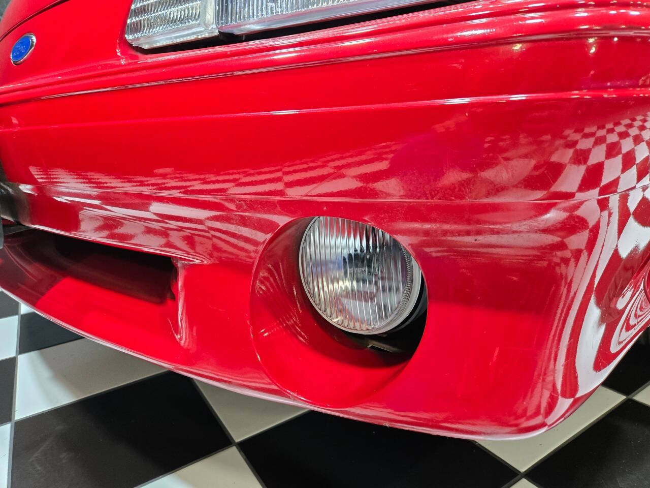 1992 Ford Mustang 11