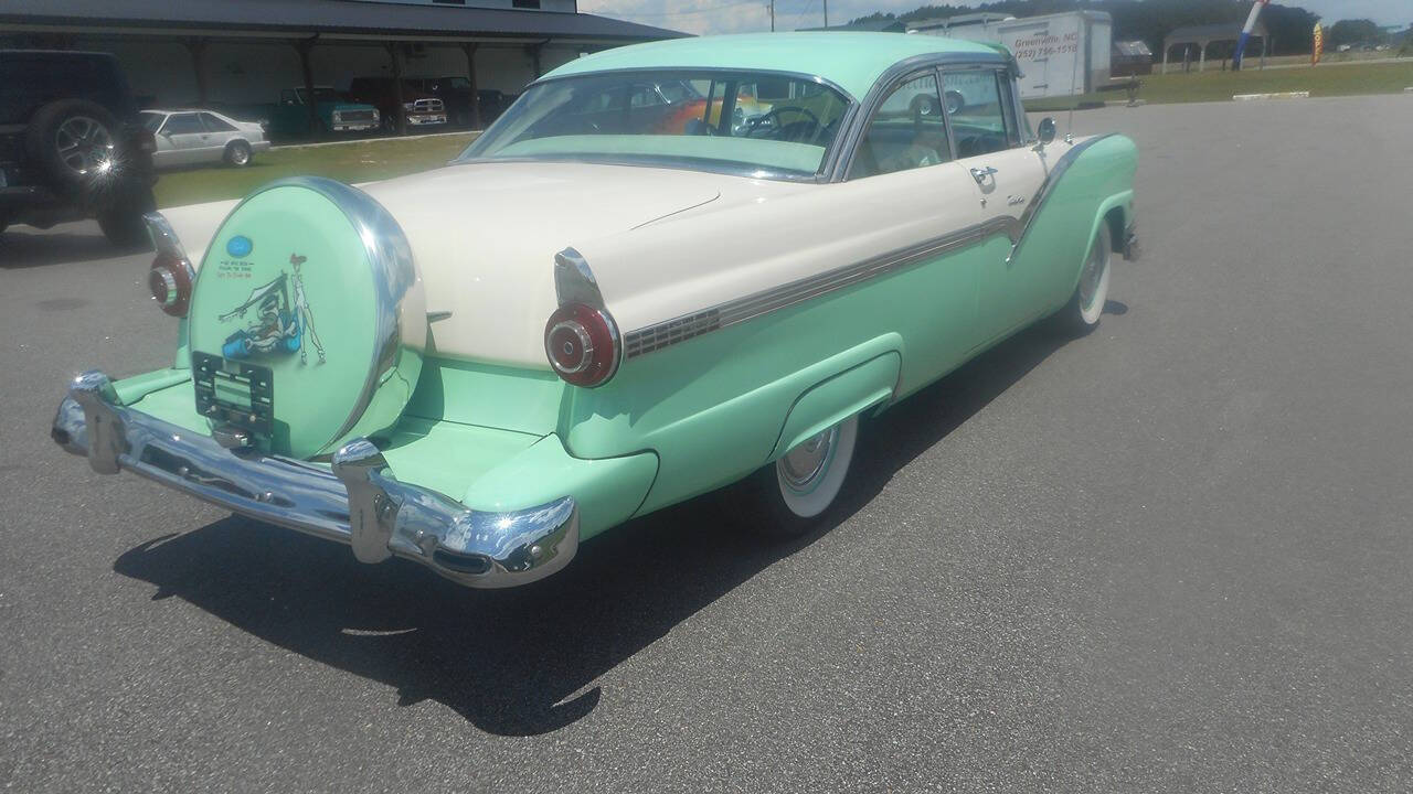 1956 Ford Victoria 8