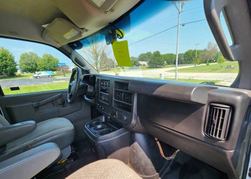 2016 GMC Savana 3500
