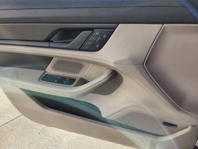 2025 Porsche Taycan GTS