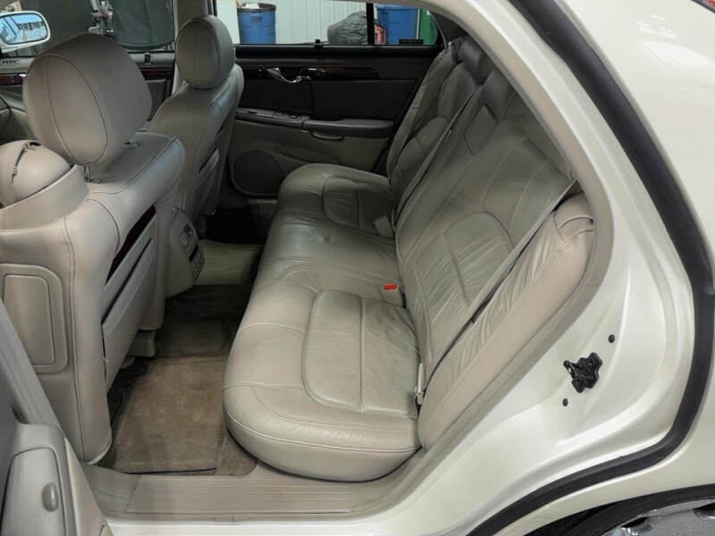 2002 Cadillac DeVille DHS