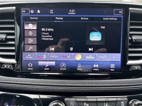 2021 Chrysler Pacifica Touring