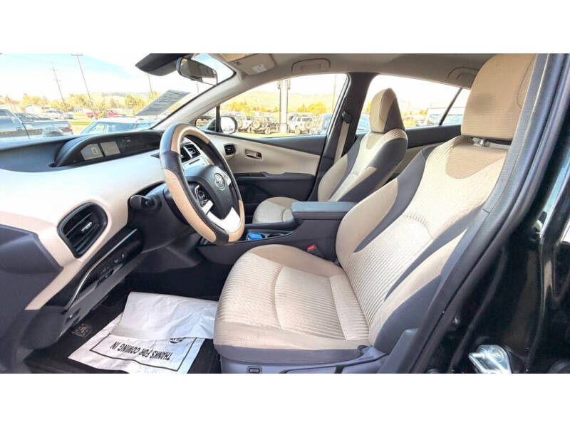 2018 Toyota Prius Two