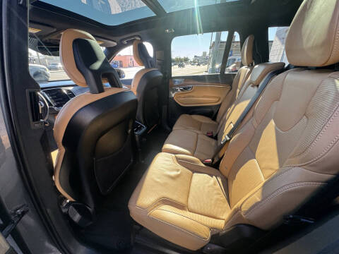 2017 Volvo XC90 T8 eAWD Inscription