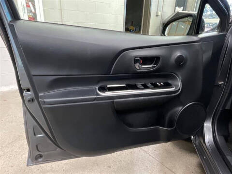 2015 Toyota Prius c Three