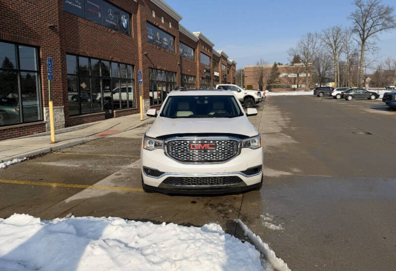 2017 GMC Acadia Denali