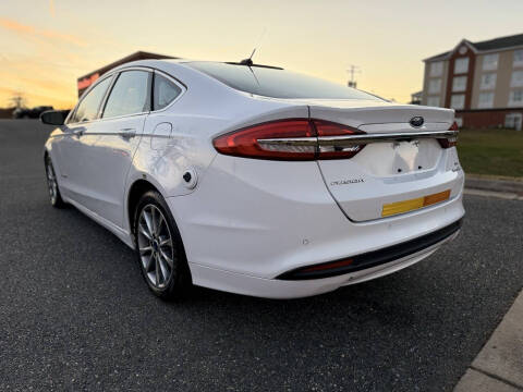 2017 Ford Fusion Hybrid SE