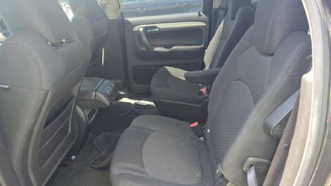 2009 Saturn Outlook XE