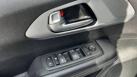 2023 Chrysler Pacifica Touring