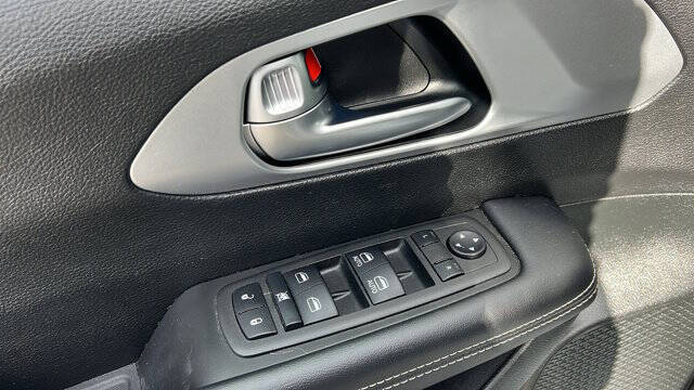 2023 Chrysler Pacifica Touring