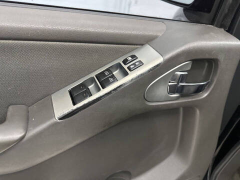 2012 Nissan Pathfinder S