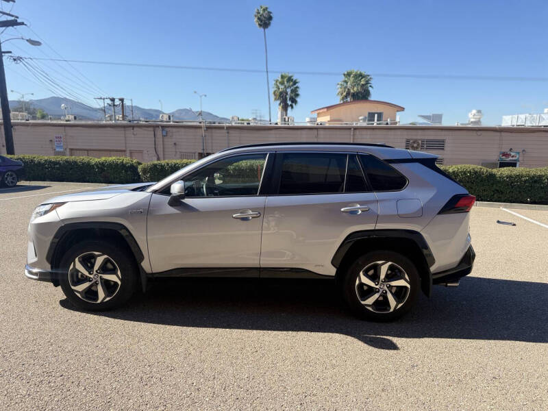 2024 Toyota RAV4 Prime SE
