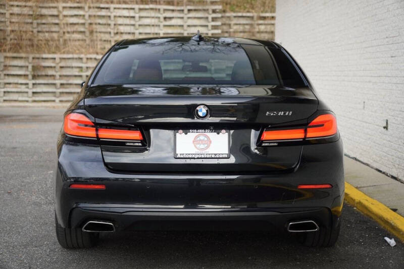 2021 BMW 5 Series 530i