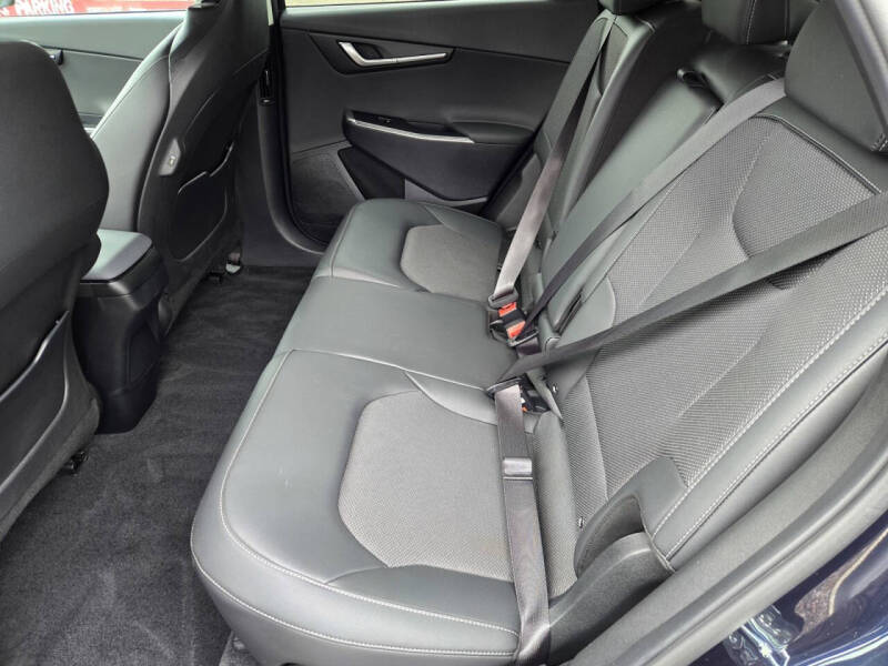 2024 Kia EV6 Light